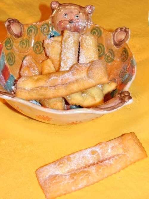Crostoli di carnevale senza glutine Crostoli di carnevale senza glutine