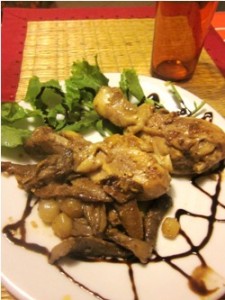 Pollo alle cipolline e funghi di Rossella Failla Pollo alle cipolline e funghi di Rossella Failla